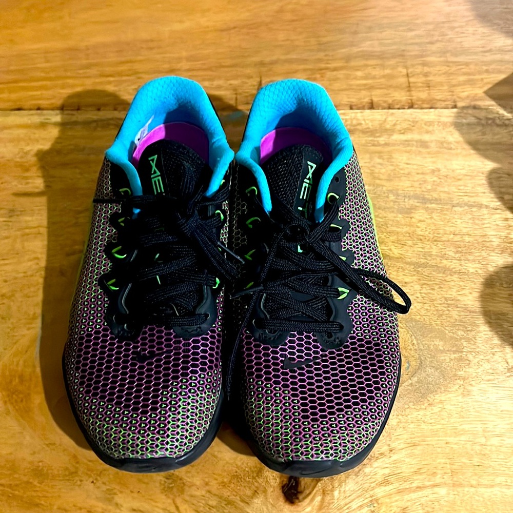 Nike Metcon 5 multicolored workout shoes size 7